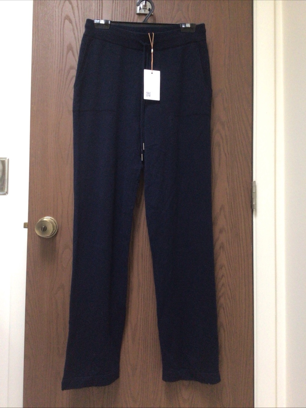 Quince Navy pull on pants 100% cashmere, pockets, sz M